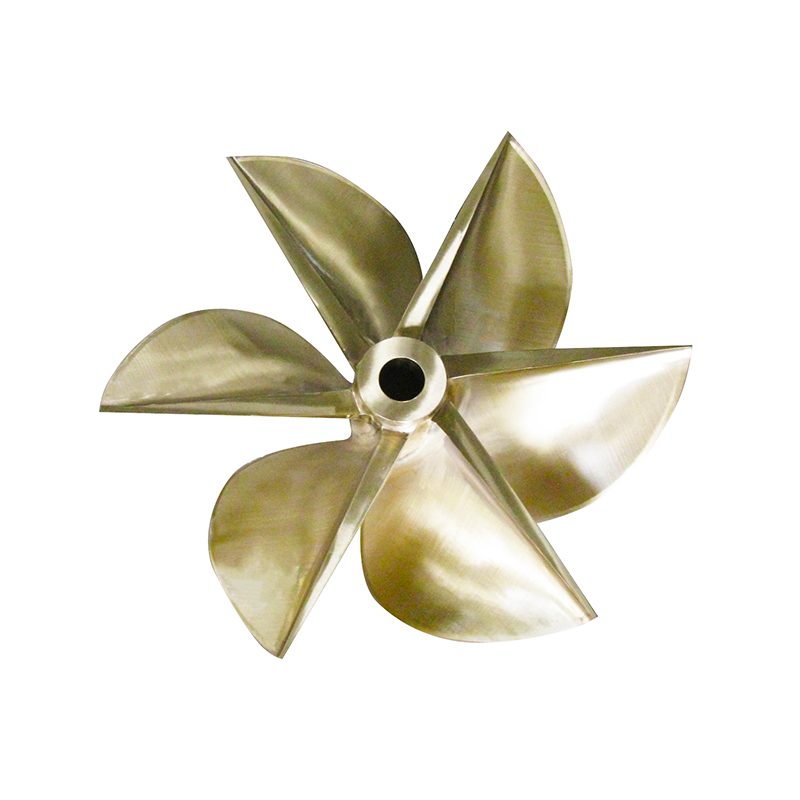 Tengeri felületen áttörő, fix állású propeller